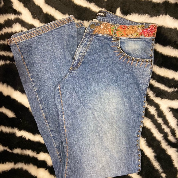 Basil and Maude embroidered and studded Y2K vintage lowrise bootcut jeans - Picture 3 of 6